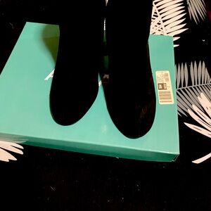 Elegant Black Women's Shoes